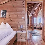 Domek letniskowy Mountainranger - - In & Out *
